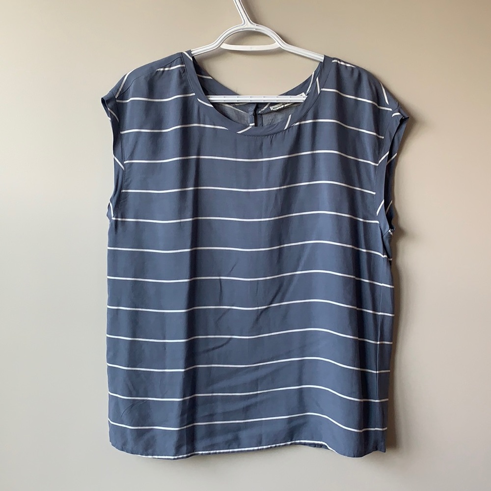 Cute blouse